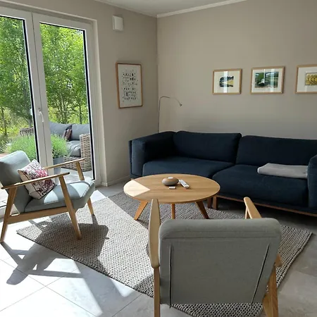 Blaues Haus Plaetlinsee Hébergement de vacances