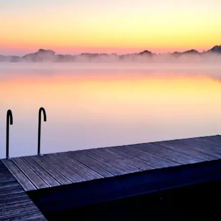 Blaues Haus Plaetlinsee Wustrow (Mecklenburg-Strelitz)